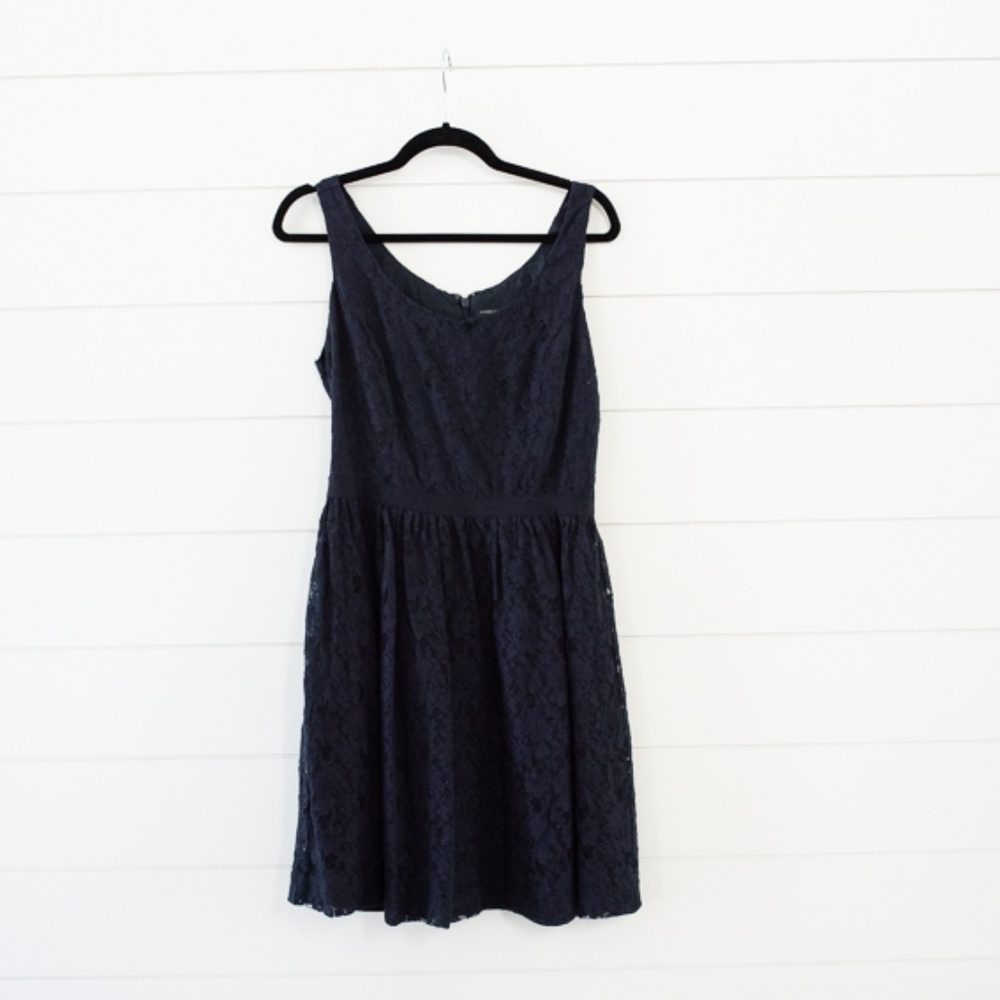 Banana Republic navy lace midi dress